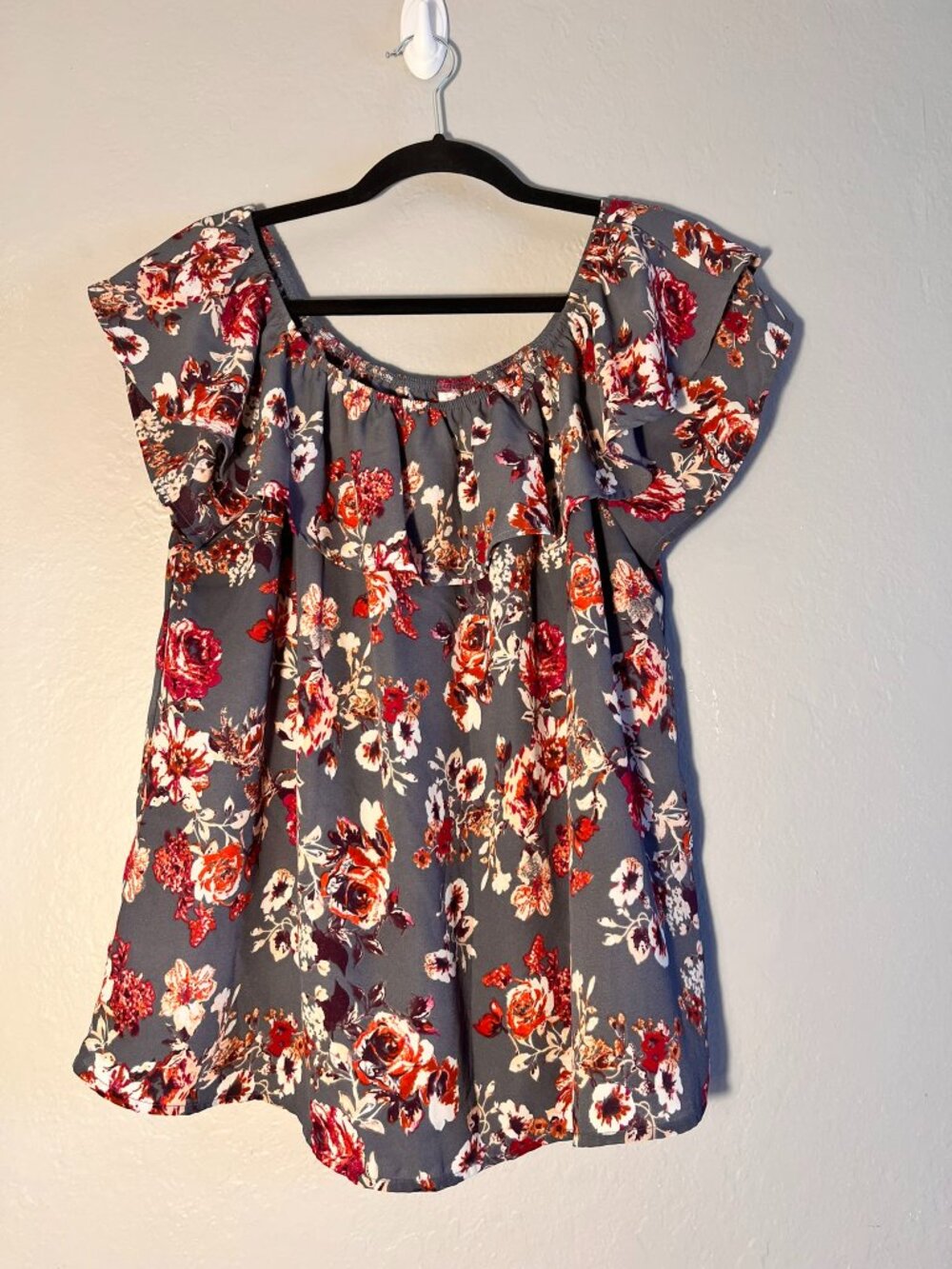 Xhilaration Multicolor Size XL Top Blouse Polyester Flutter Sleeve Shirt
